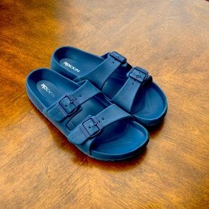 Rockin flat slides
